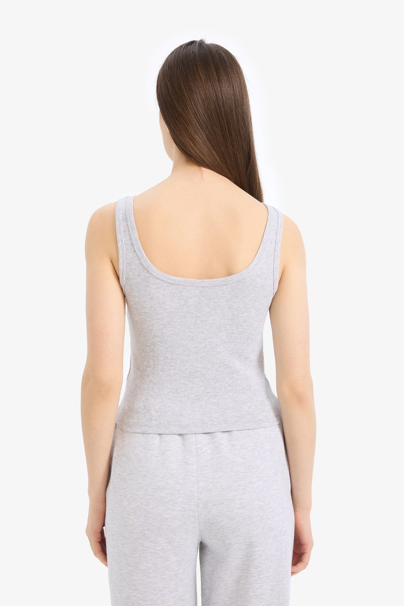 DeFacto Woman Slim Fit Basic U Neck Corduroy Tank Top  - Image 5