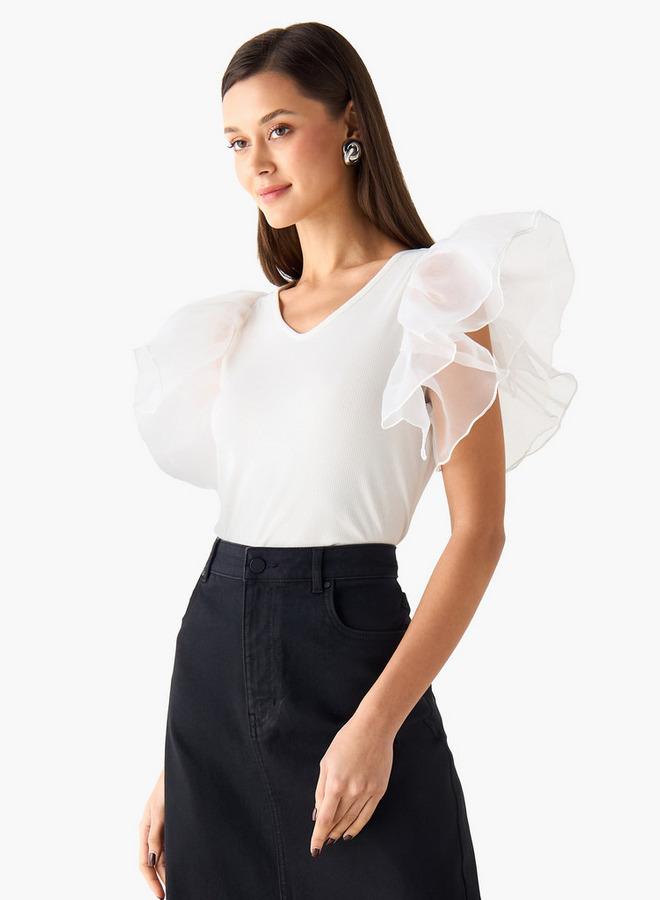 تواكستريمز بلوزة بياقة على شكل حرف  بنسيج مزخرف وأكمام مدمجة - Image 1