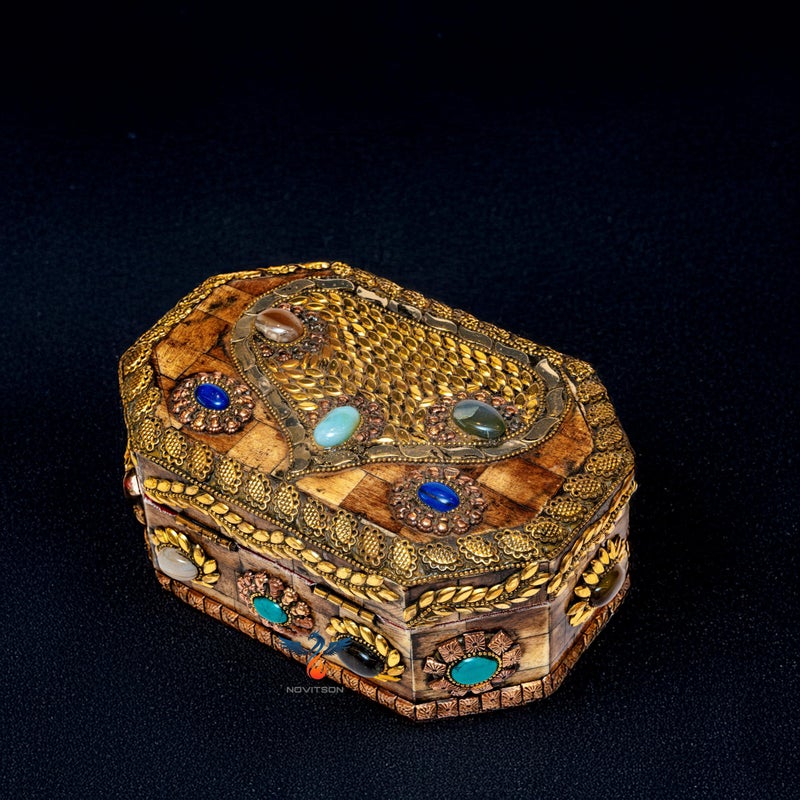 Novitson Le Prismaura – Handcrafted Natural Material Artifact Jewel Box | Textured Exterior, Gemstone Inlay, Velvet Interior | Artisan Keepsake & Collector's Art - Image 4