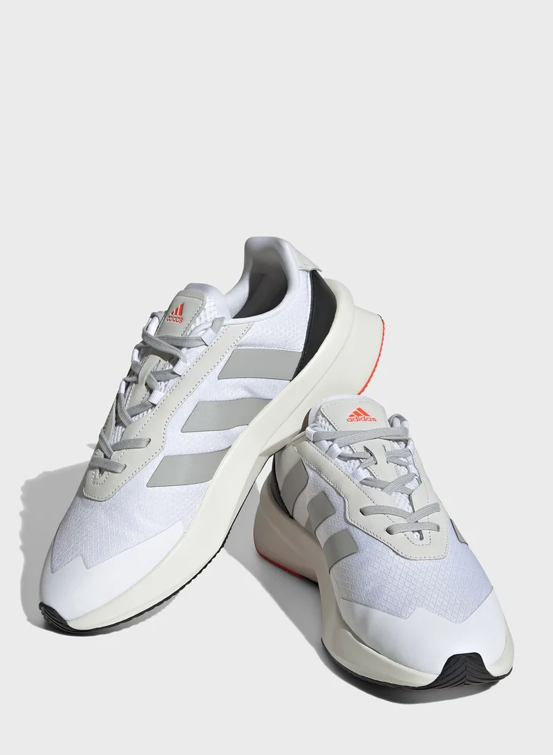 adidas حذاء أڤار