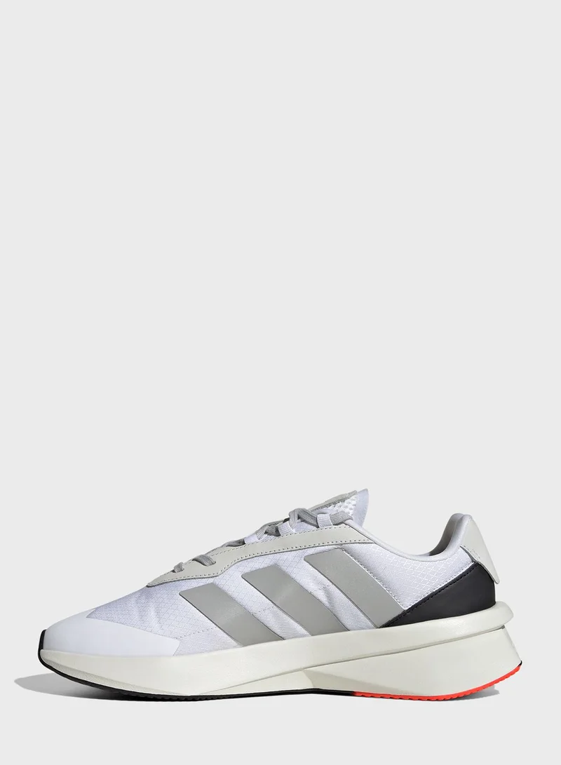 adidas حذاء أڤار
