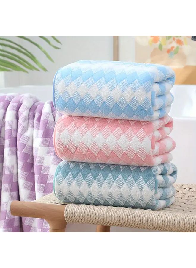 Light Purple Geometric Lattice Bath Towel Super Soft Quick Dry Absorbent Polyester Blend - Image 2