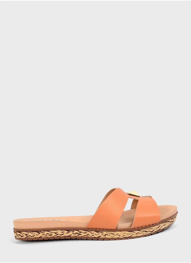 بيرا ريو Gaynell Flat Sandals