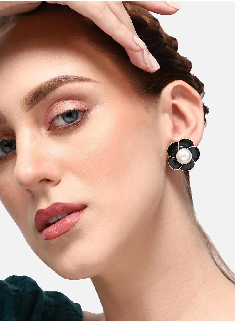 SOHI Casual Stud Earrings