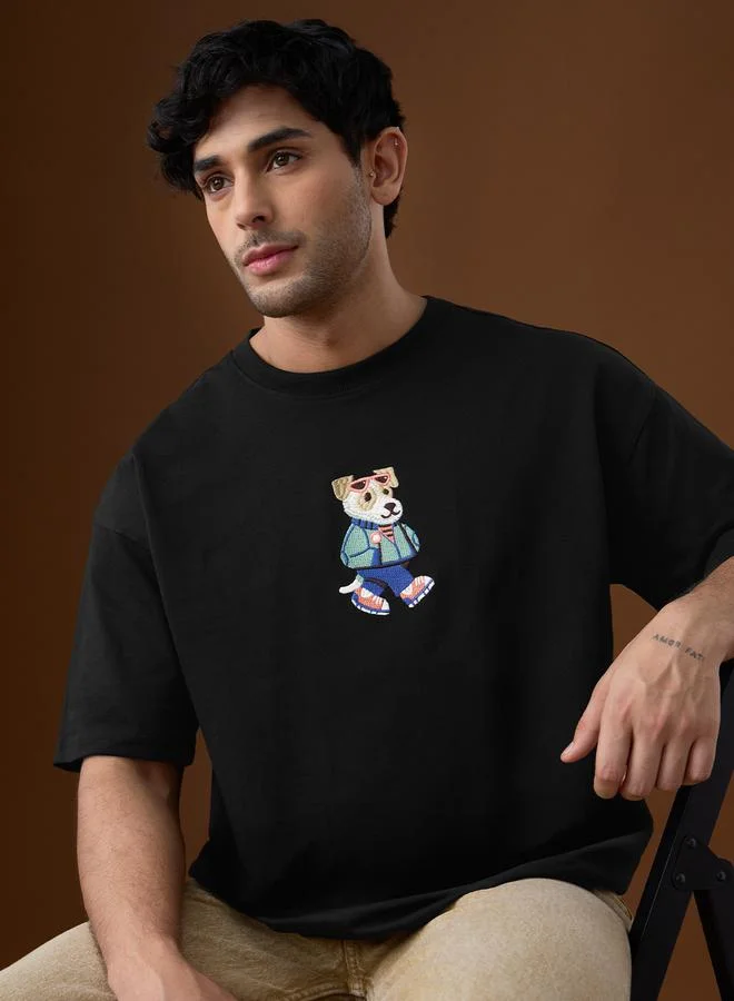 ذا سوليد ستور تيشيرت بقصة واسعة بياقة دائرية للرجال