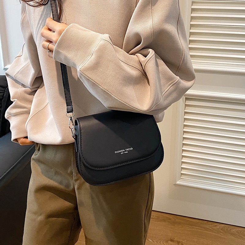 Bag Women'S Solid Color Korean Style New Women'S Shoulder Bag Simple Fashion Women'S Crossbody Bag Niche Design Small Square Bag - Image 4