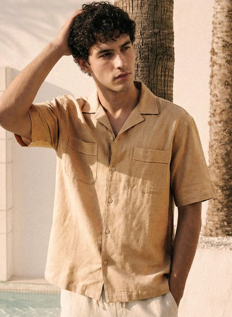 دينيس لينغو Dusty Brown 100% Cotton Solid Button Down Relaxed Shirt For Men