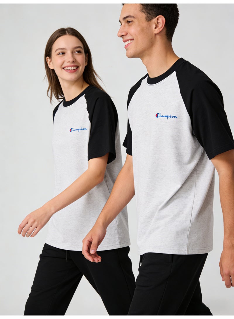 شامبيون Champion Classic Script Logo Raglan T-Shirt | Unisex White & Grey Colorblock Short Sleeve Tee - Image 3