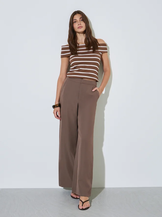 Styli Styli Tan Solid Wide Leg Trousers