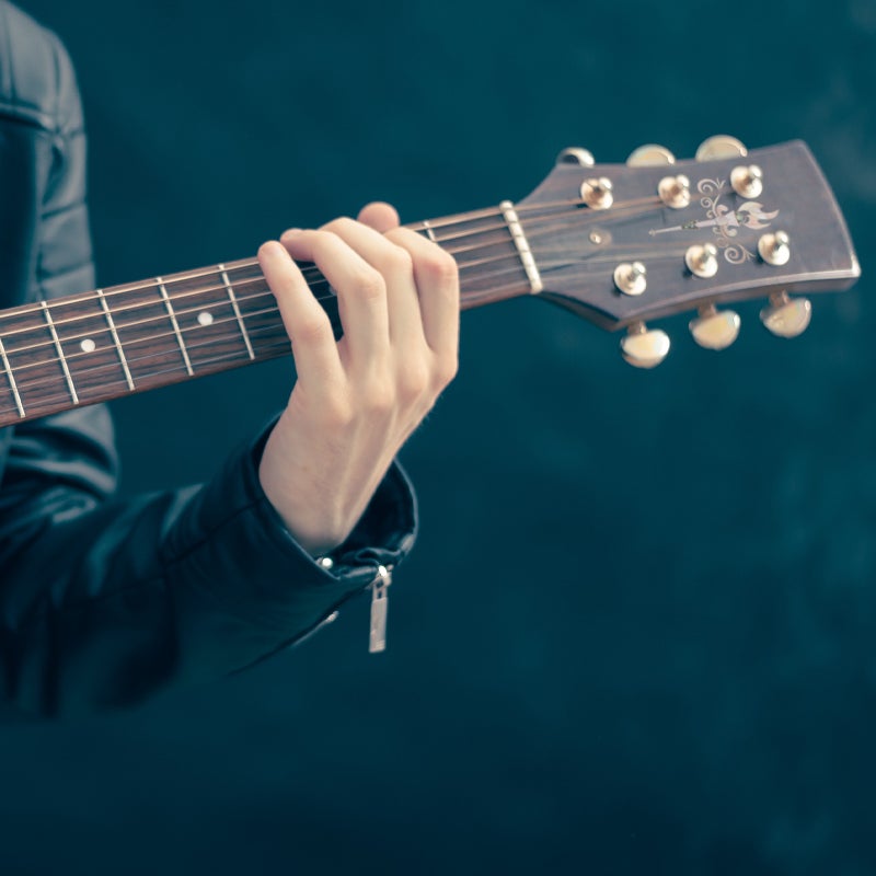 🎸 ملصق تزيين رأس غيتار ملون متعدد الألوان الحجم 4 9 سم طقم واحد للتصميم اليدوي - Image 2
