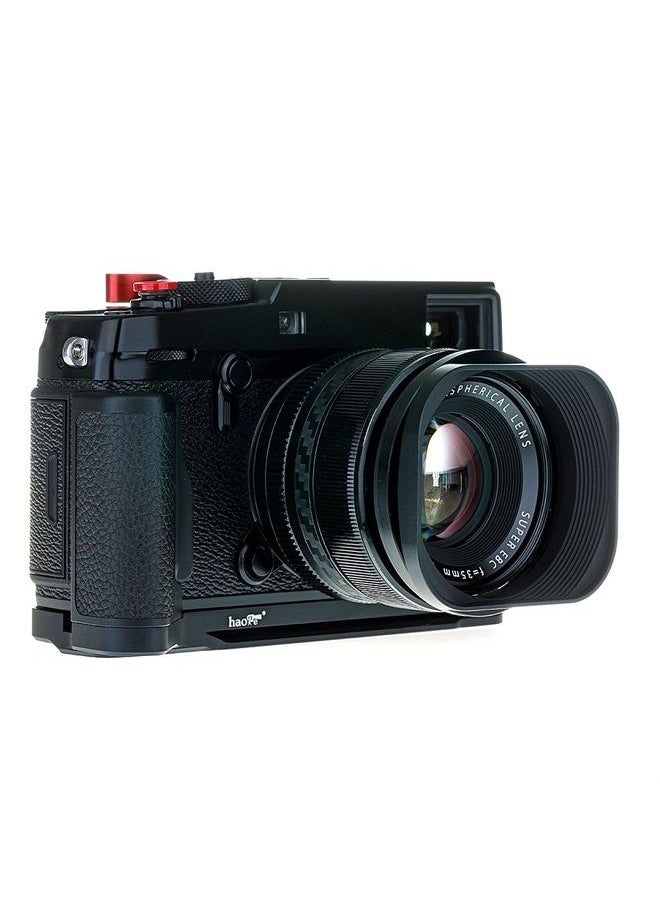Haoge - LH-X53 Bayonet Square Metal Lens Hood for Fujifilm Fuji Fujinon XF 35mm F1.4 R / XF35mmF1.4 R, XF 18mm F2 R / XF18mmF2 R, XF 60mm F2.4 R Macro / XF60mmF2.4 R Macro Lens - Image 1