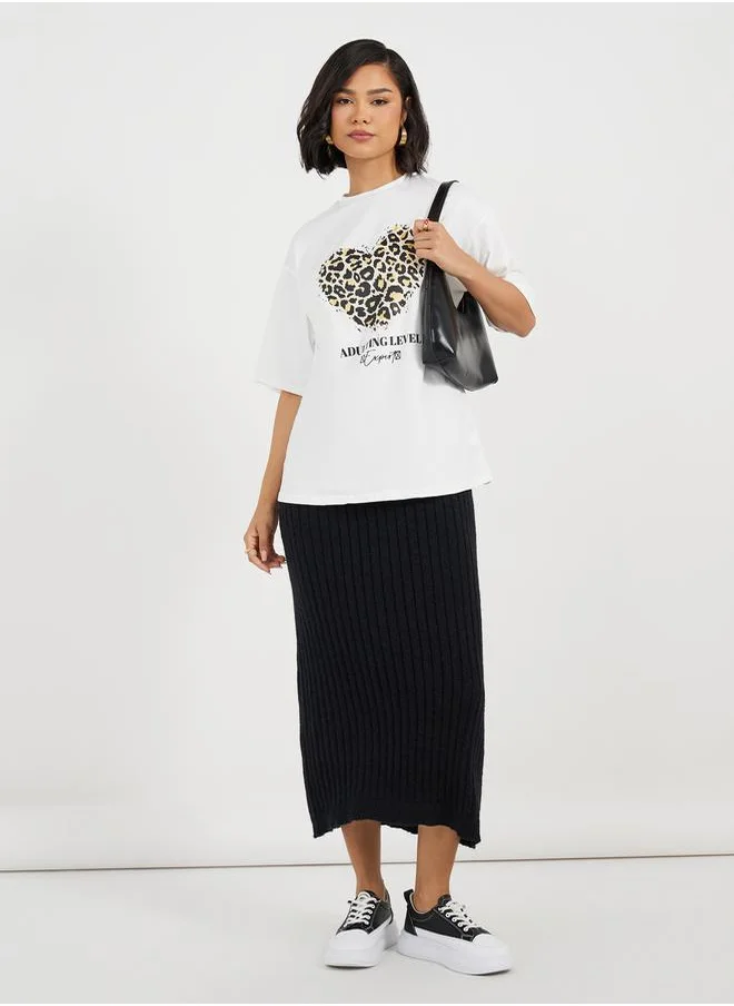 Styli Oversized Graphic Print Round Neck Longline T-shirt