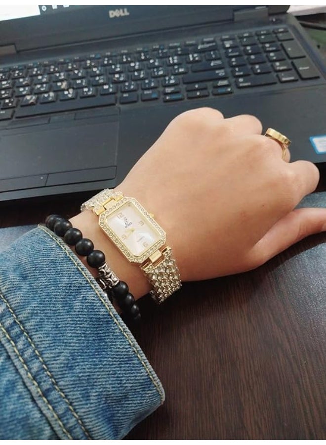 ماى سوق ساعة يد نسائية (Wrist Watch) مرصعة بالكريستال اللامع - سوار دهبى بتصميم زجزاج عصري وميناء بيضاوي. - Image 5
