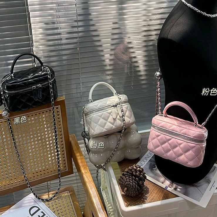 European Genuine Leather Mobile Phone Bag Mini Bag Rhomboid Chain Bag Red Bag Women'S Chanel Style Crossbody Bag Small Bag Box Bag - Image 2