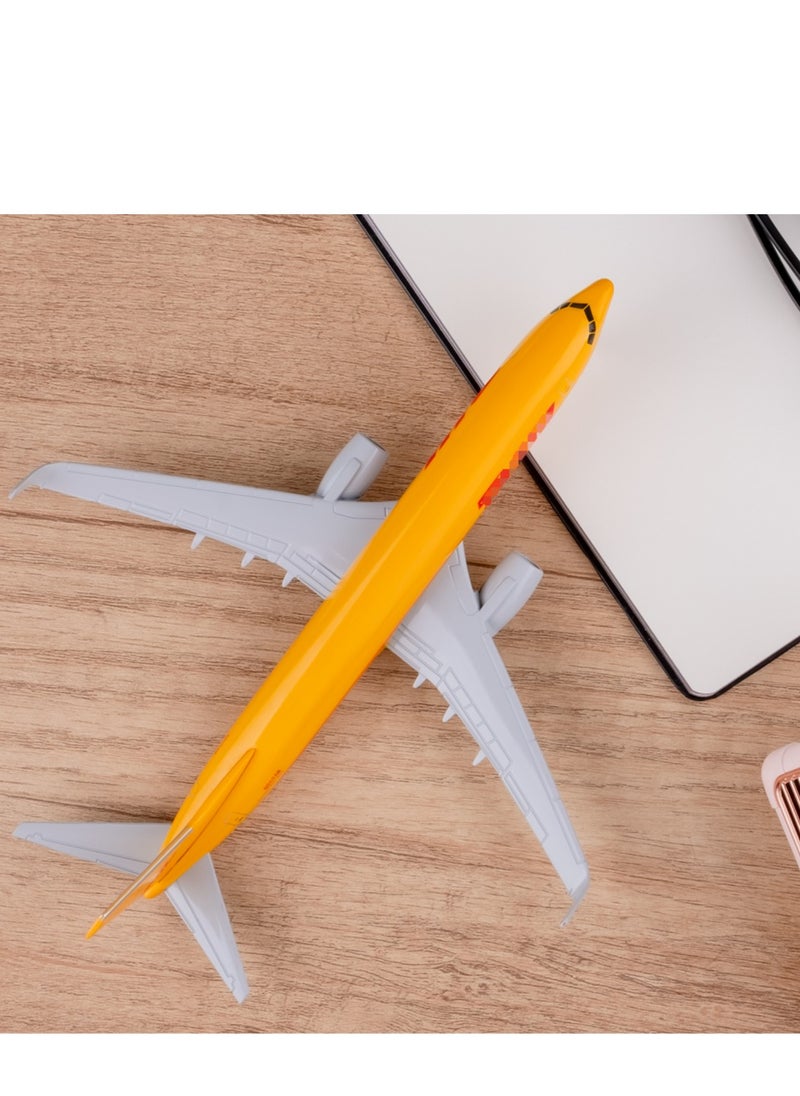 1:300 Scale   B737 Plane - Metal Alloy Model for Gift and Decoration 