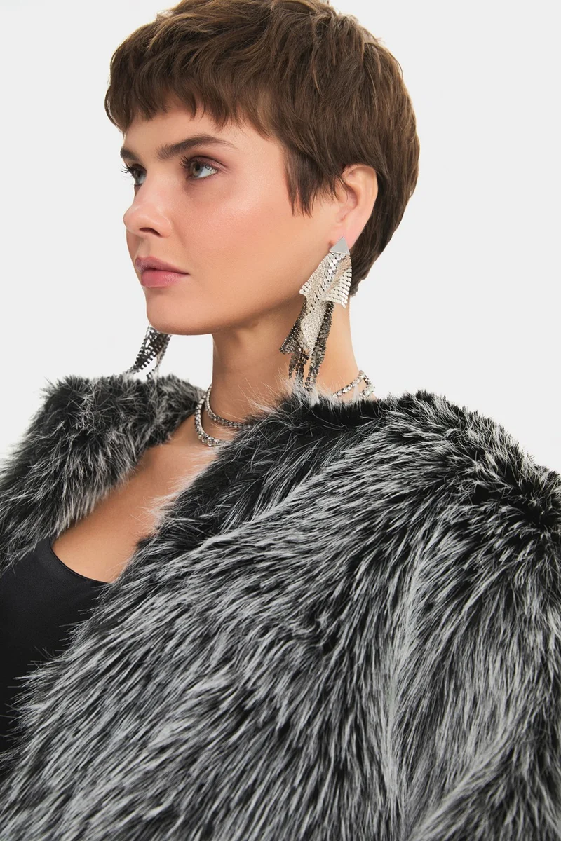 JUNE Women's Bearded Coat