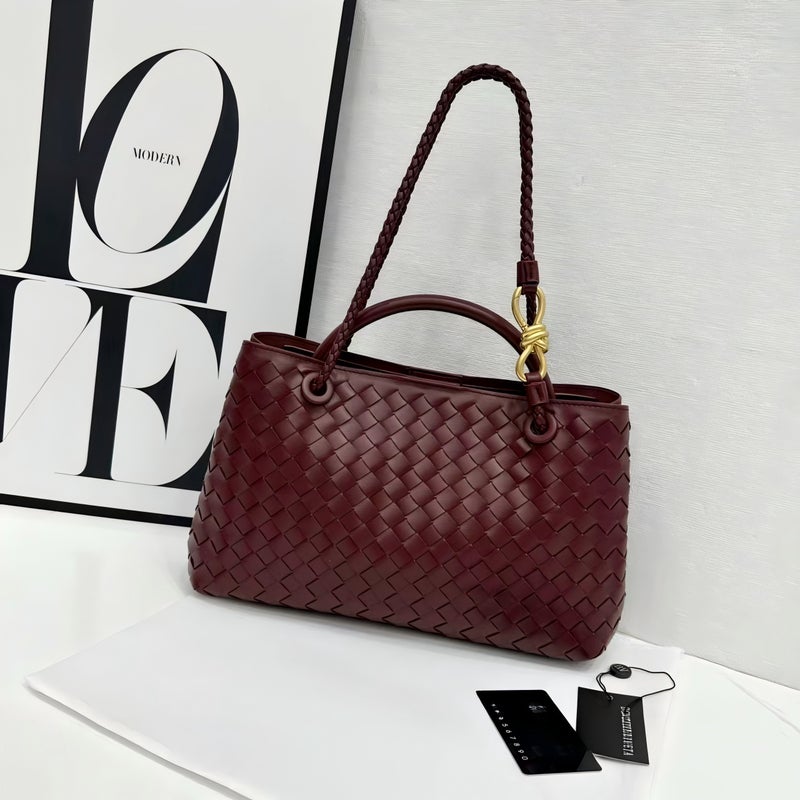 2024 Explosive New Style Woven Leather Clutch Bag Handheld Shoulder Crossbody Bag Handmade Woven Bag Copy Bags - Image 2