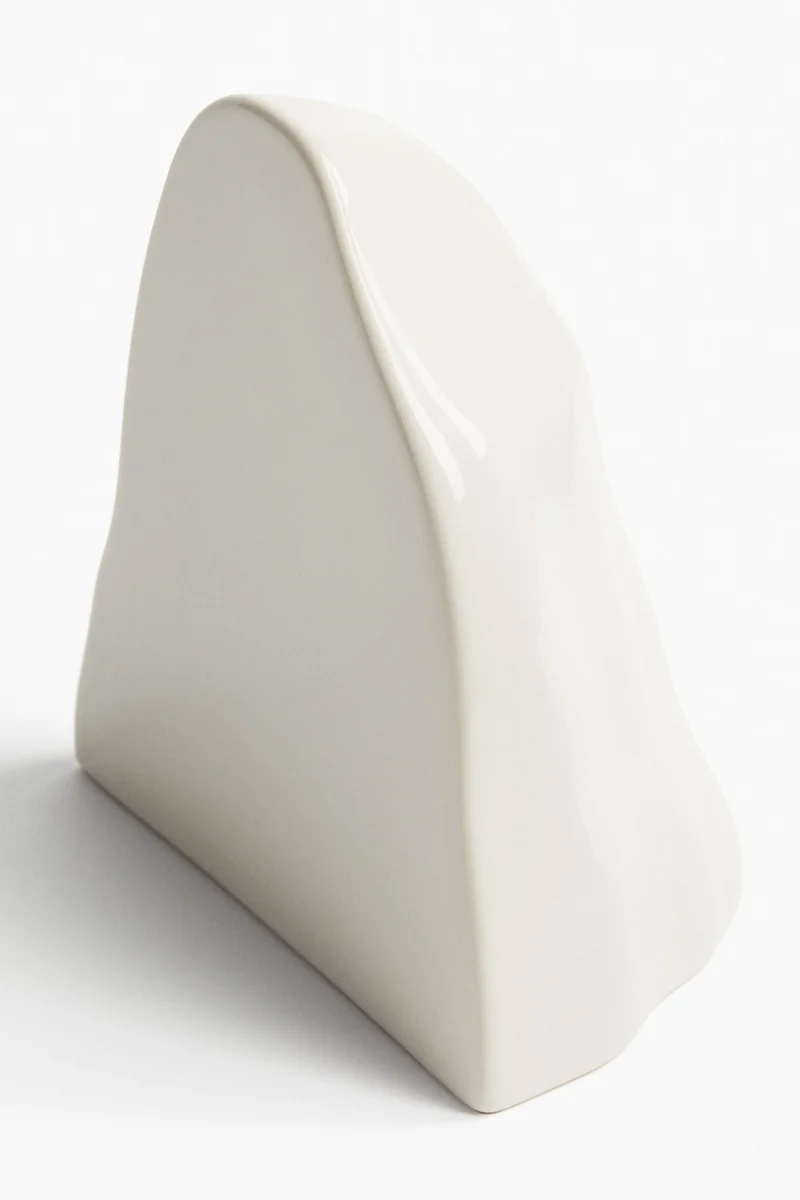 اتش اند ام مسند كتب من الفخار