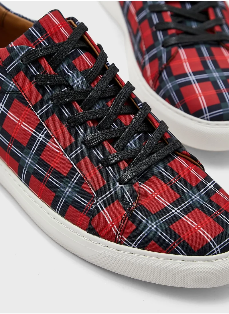 Hoog Checked Sneakers
