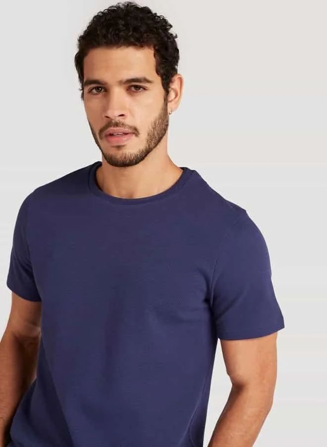 Iconic Iconic Textured Slim Fit T-shirt with Crew Neck and Short Sleeves