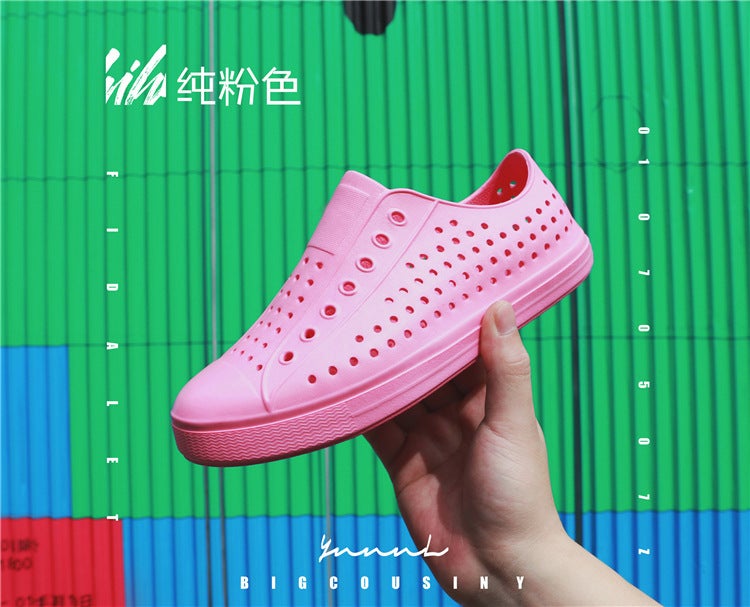 Luchi Men'S Clogs, Closed-Toe Sandals, Water-Resistant Beach Hollow Shoes, Summer Breathable Non-Slip Korean Style - Image 1