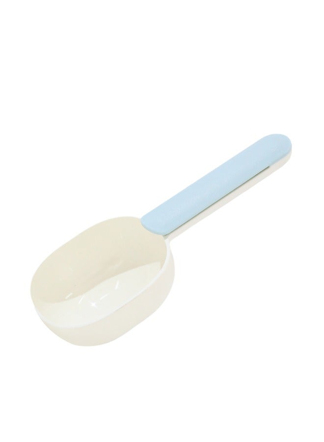 ملعقة تغذية الحيوانات الأليفة: ذات وظائف متعددة وذات تصميم فاخر. مصممة على شكل قماشة إغلاق أكياس للقطط والكلاب. لديها تصميم إبداعي يشبه كوب القياس، وتعمل كمستلزم تغذية الحيوانات الأليفة ومقرفة طعام ومجرفة في واحد. مصنوعة من مواد متينة، مما يضمن القياس الدقيق من أجل صحة وفرح الحيوان الأليف (لون أزرق وأبيض). - Image 1