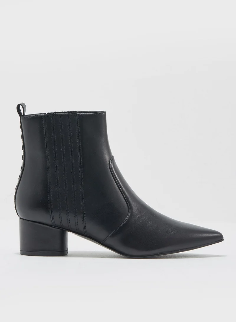 KENDALL + KYLIE Pointy Toe Ankle Boots