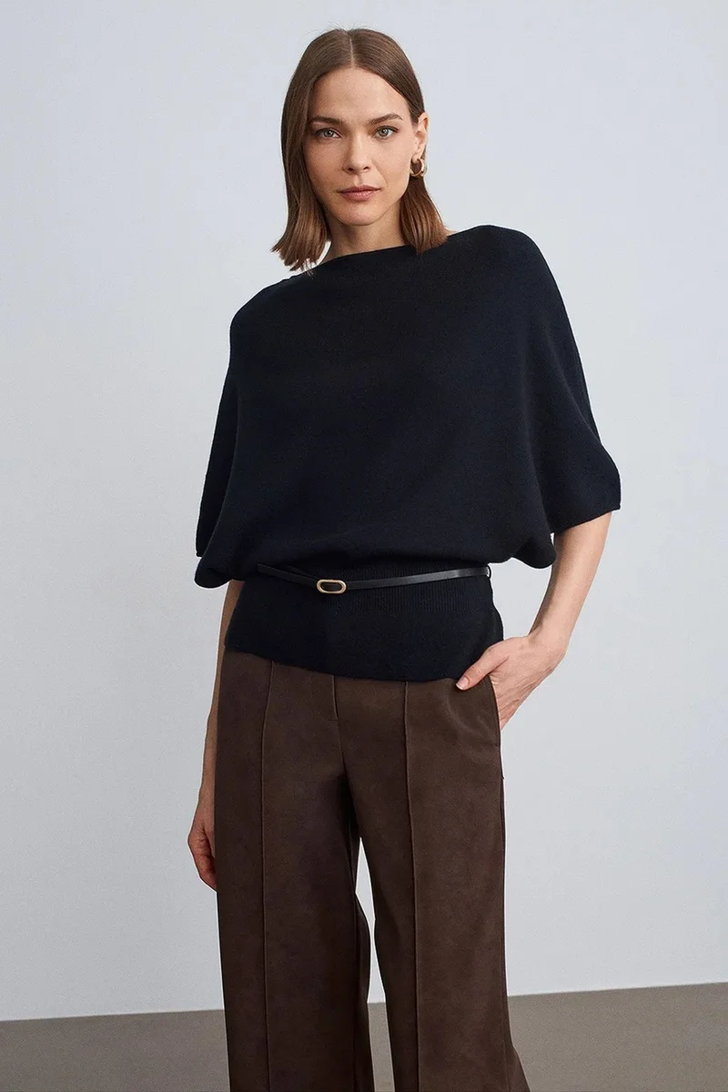 DILVIN Belted Boat Neck Knit Sweater
