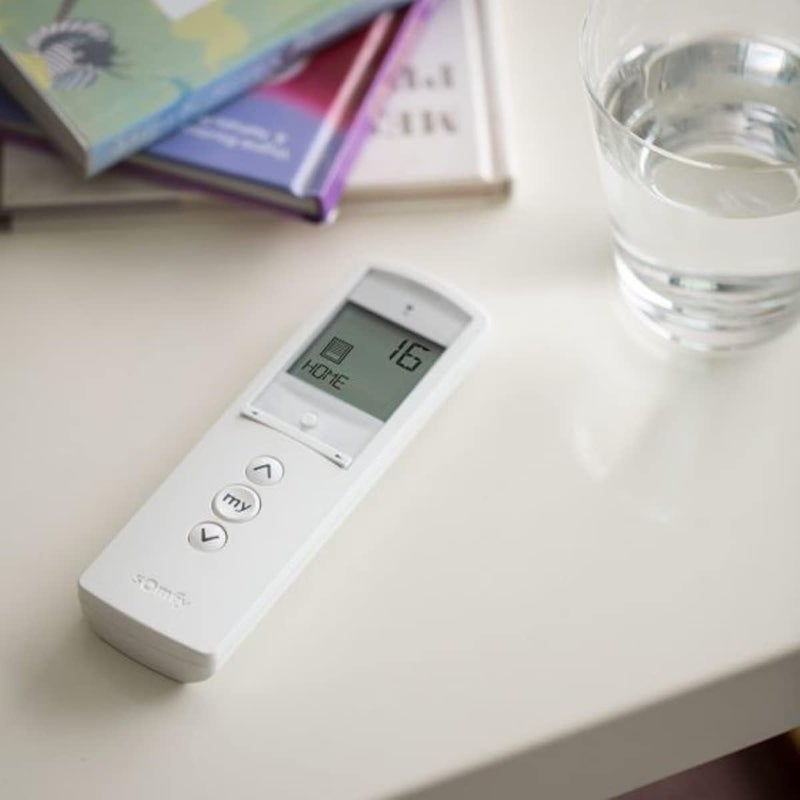 SOMFY Telis 16 Remote Control with LCD Screen for Multiple Motorized Devices - Image 5