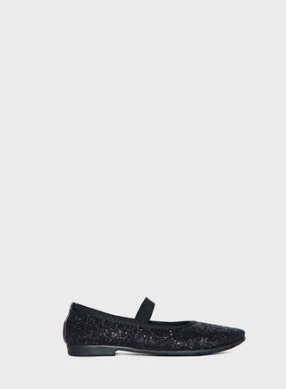 Girl Flat Sole Single Band Faux Leather Flats - pzsku/Z8F6466A1E9AA7DB5789FZ/45/_/1710850880/10d2c1f0-794c-465a-a35e-232c054b633d