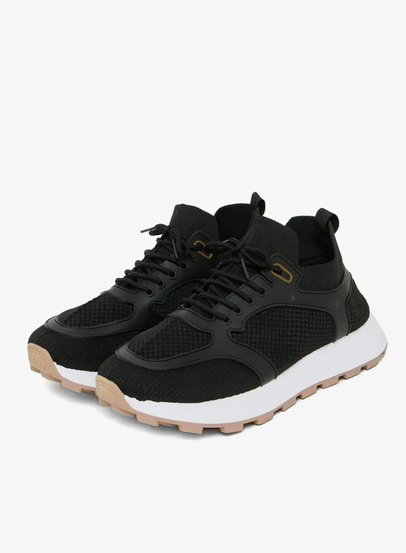 Styli Active Low Ankle Lace Up Platform Sole sneakers