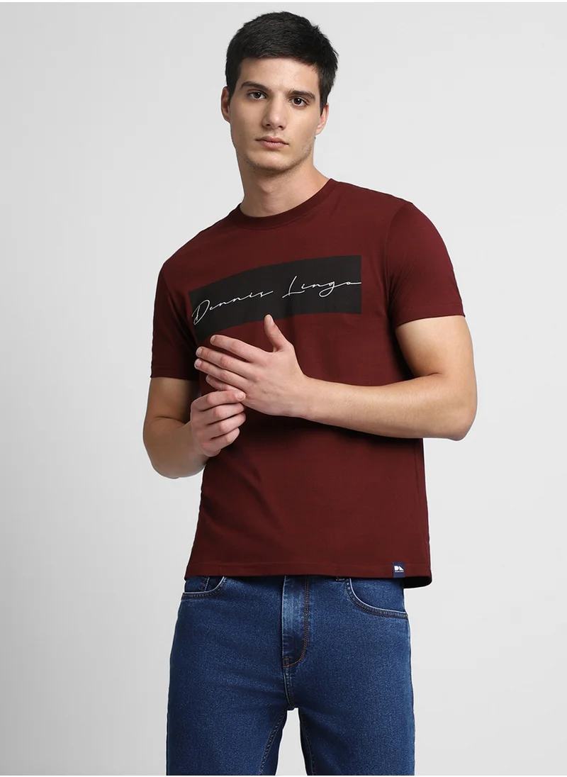 دينيس لينغو Maroon Slim Fit Graphic Crew Neck T-shirt for Men - 100% Cotton, Short Sleeve, Casual