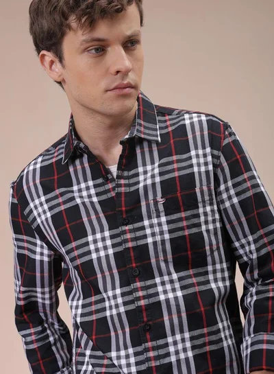 The Indian Garage Co Men Slim Fit Checkered Full Sleeves Cutaway Collar Casual Shirt