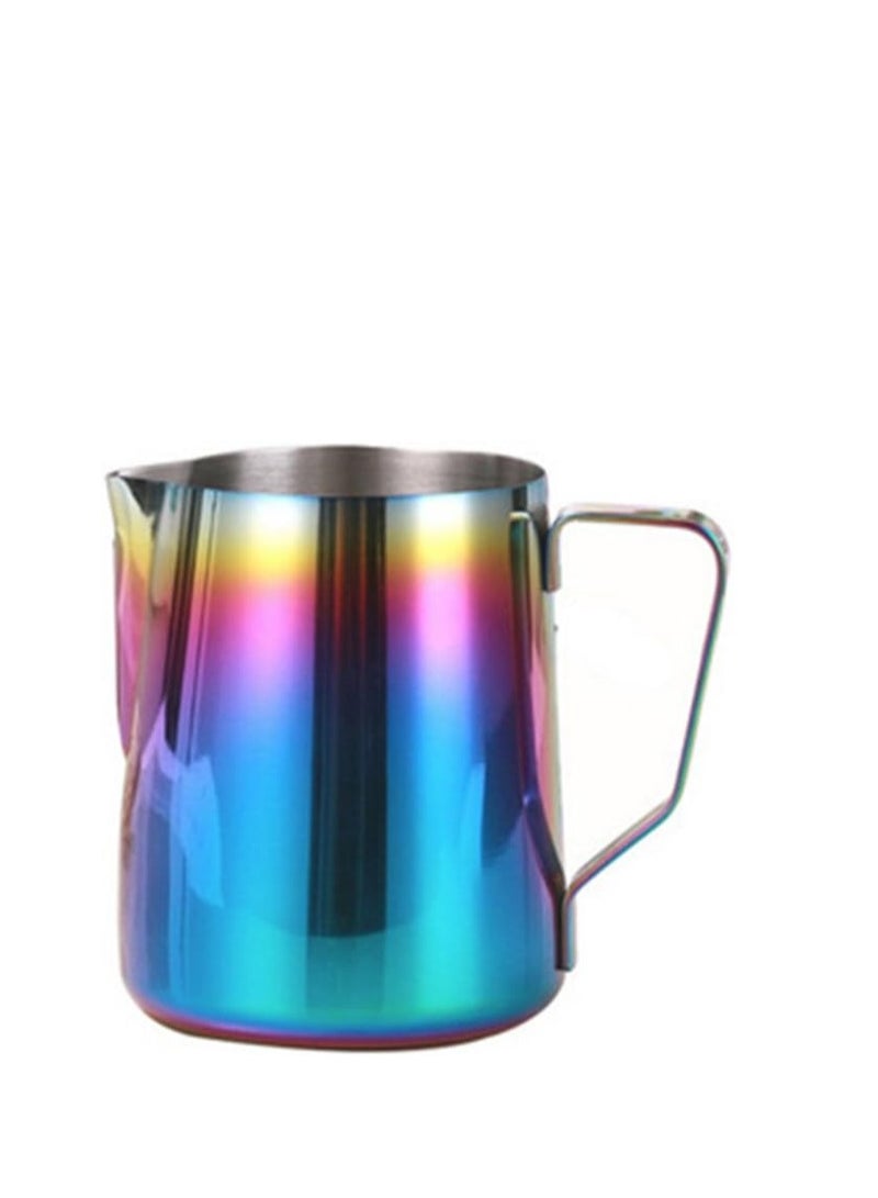 إبريق رغوة الحليب من الستانلس ستيل 0.35 لتر – Milk Frother Pitcher لصنع رغوة الحليب والكابتشينو واللاتيه بسهولة، إبريق حليب احترافي للمقهى والمنزل، تصميم مقاوم للصدأ مع مؤشر سعة دقيق، مثالي لتحضير القهوة والمشروبات الساخنة والباردة، سهل الغسيل والاستخدام، مناسب للمطاعم والمقاهي والمطبخ، مع قاعدة كراف لمزيد من الثبات والمتانة – متعدد الألوان - Image 2