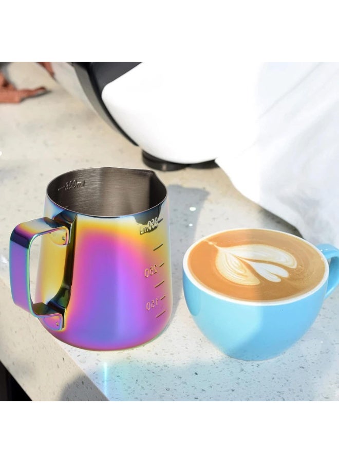 إبريق رغوة الحليب من الستانلس ستيل 0.35 لتر – Milk Frother Pitcher لصنع رغوة الحليب والكابتشينو واللاتيه بسهولة، إبريق حليب احترافي للمقهى والمنزل، تصميم مقاوم للصدأ مع مؤشر سعة دقيق، مثالي لتحضير القهوة والمشروبات الساخنة والباردة، سهل الغسيل والاستخدام، مناسب للمطاعم والمقاهي والمطبخ، مع قاعدة كراف لمزيد من الثبات والمتانة – متعدد الألوان - Image 3