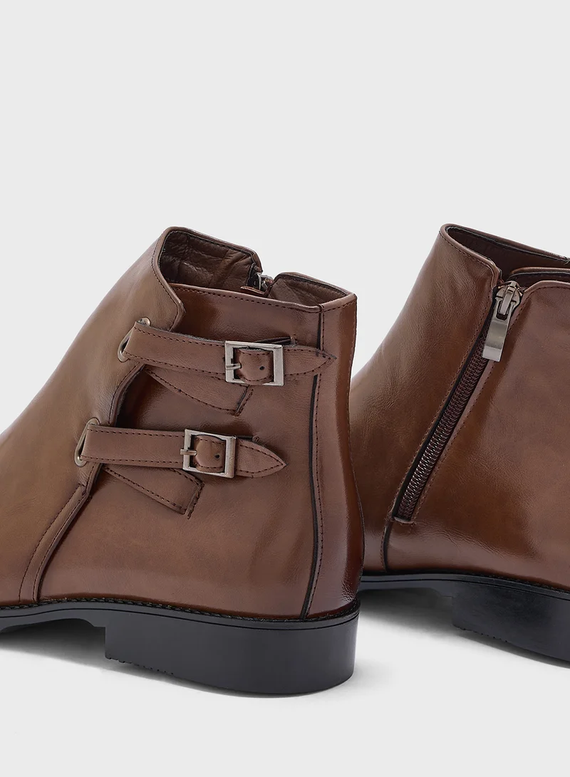 روبرت وود Buckle Detail Formal Pull On Boots