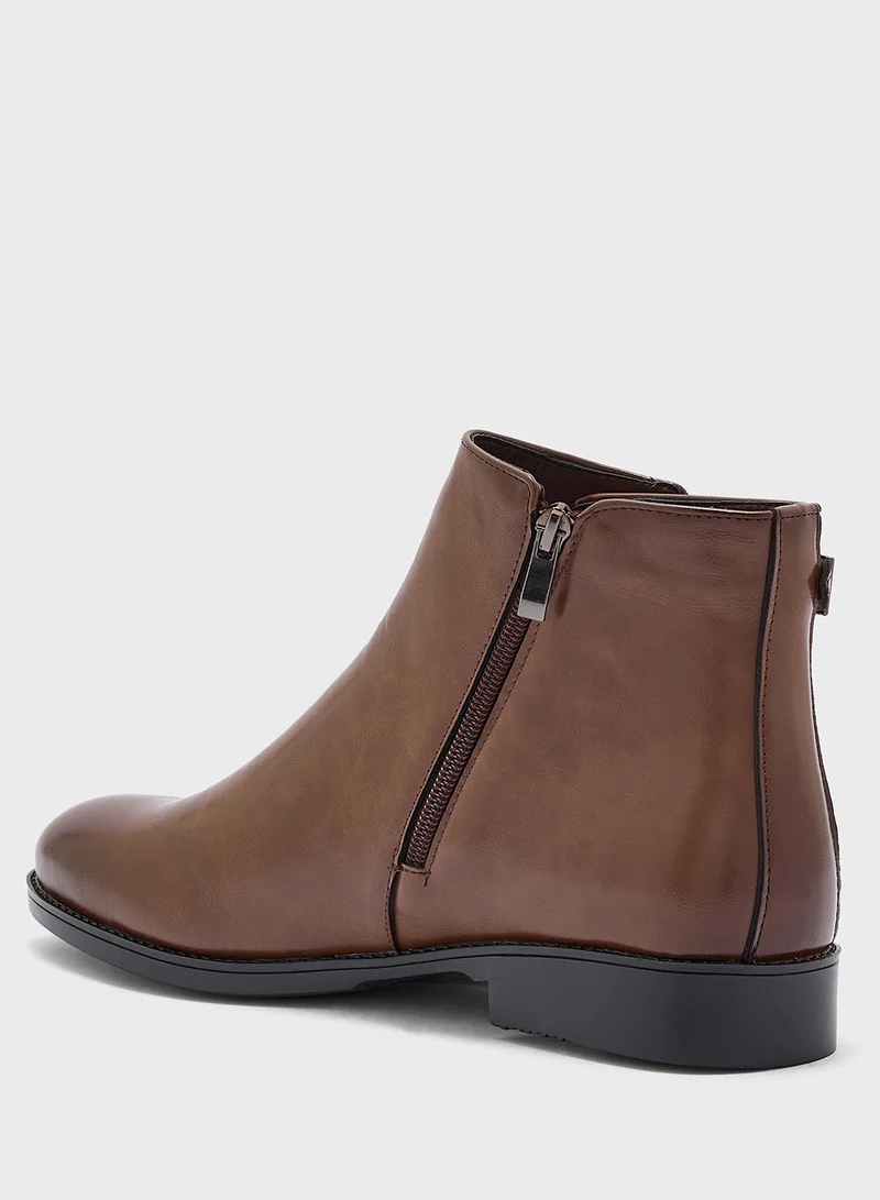 روبرت وود Buckle Detail Formal Pull On Boots