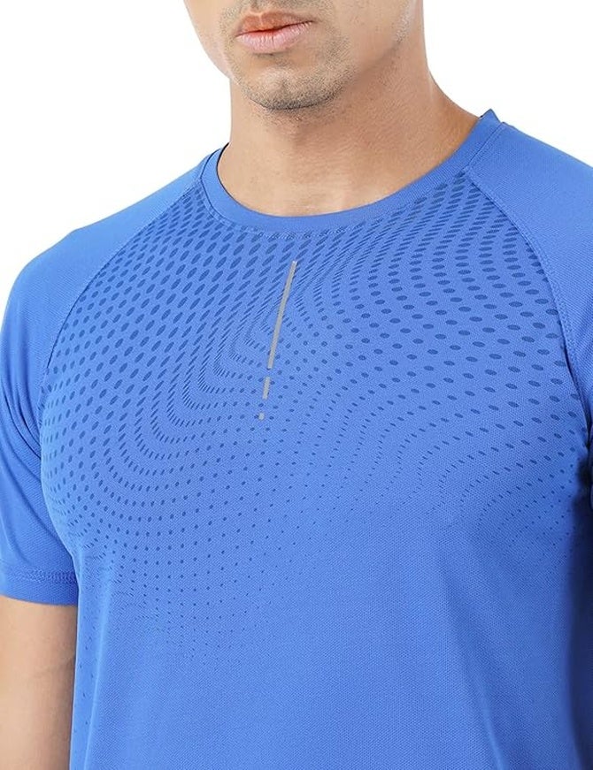 pump'd قميص أثليجر الأنيق للرجال للنادي الرياضي - تقنية الجافة، مضاد للروائح، خفيف الوزن، لحامات ناعمة، حماية من الأشعة فوق البنفسجية | تيشيرتات التمارين لراحة الحياة اليومية للرجل | الجري | أسلوب الحياة النشط للإنسان - Image 4