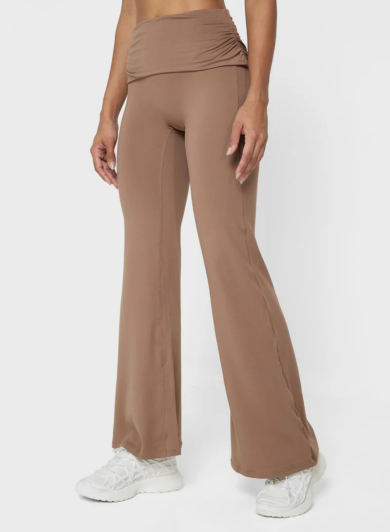 فورورد Foldover Waist Seamless Flared Leggings