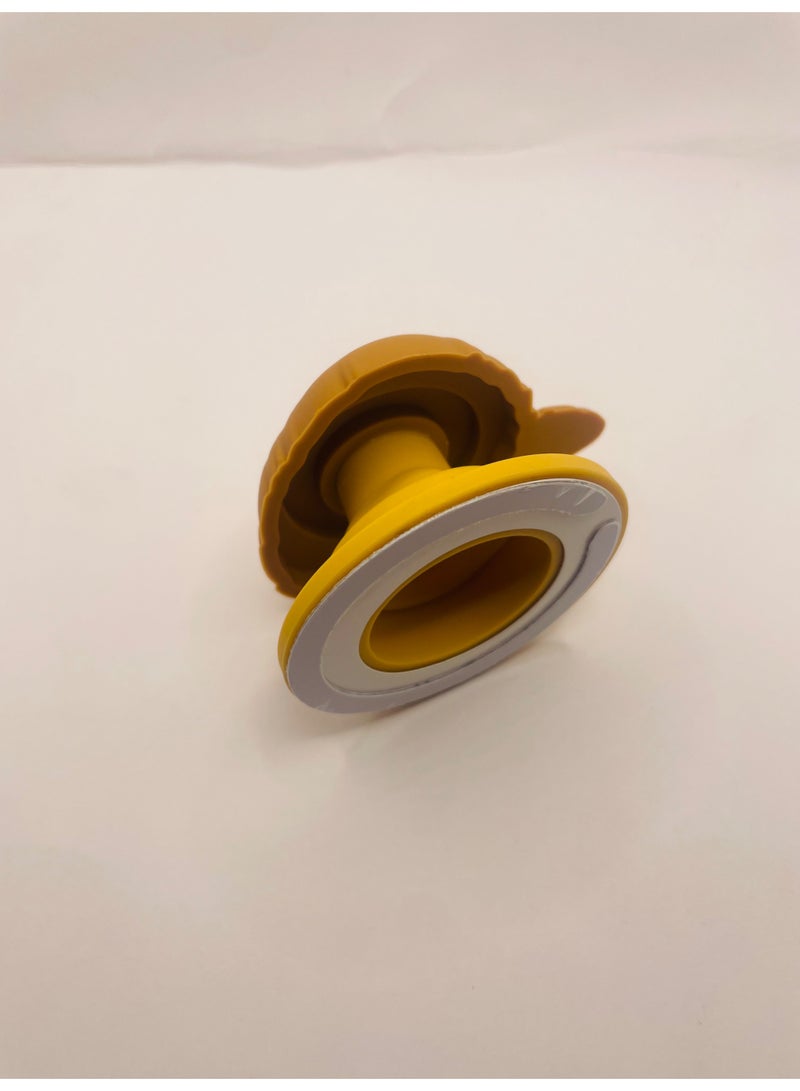 LABUBU PHONE HOLDER WITH RING - Image 2