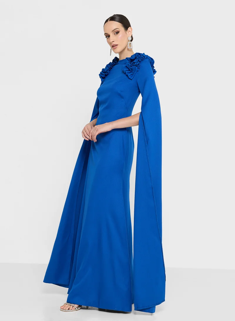 نمشي x Dress With Exaggerated Sleeves & Shoulder Ruffle