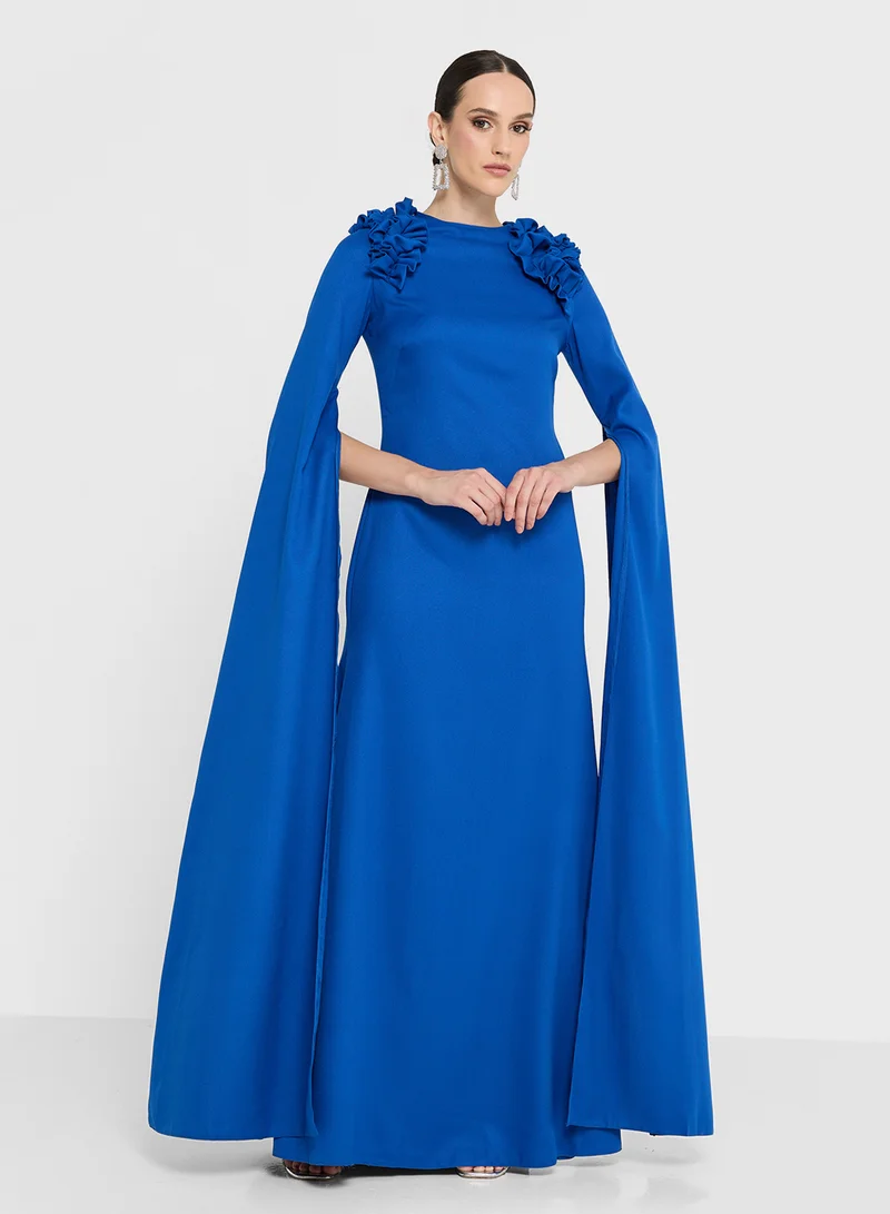 نمشي x Dress With Exaggerated Sleeves & Shoulder Ruffle