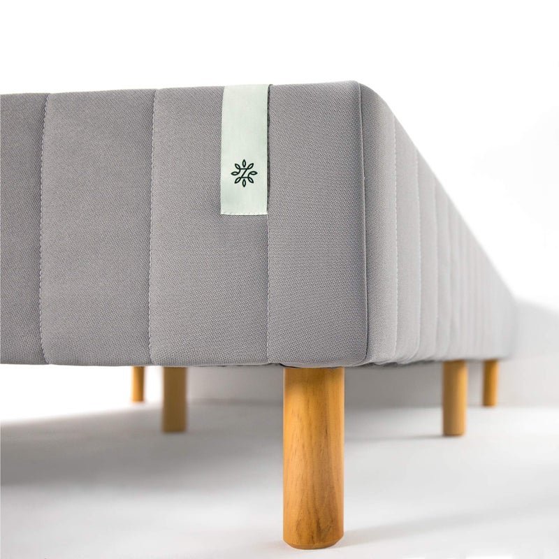 فائز بجائزة تصميم زينوس الجيد - قاعدة مرتبة معدنية جوستينا بارتفاع 16 بوصة - سرير بلا صندوق زنبركي - كوين