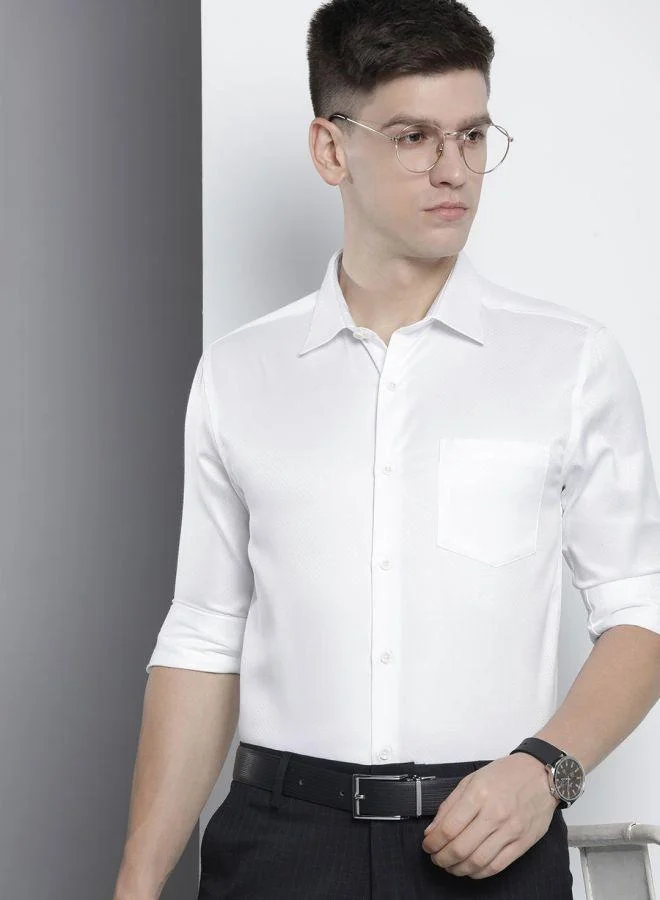 ذا انديان كراج كو Men Slim Fit Solid Full Sleeves Cutaway Collar Formal Shirt