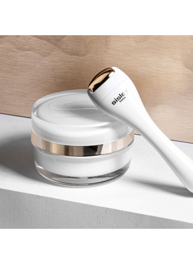 Sisley Sisleÿa L'Intégral Anti-Aging Eye and Lip Contour Cream 15ml - Image 4