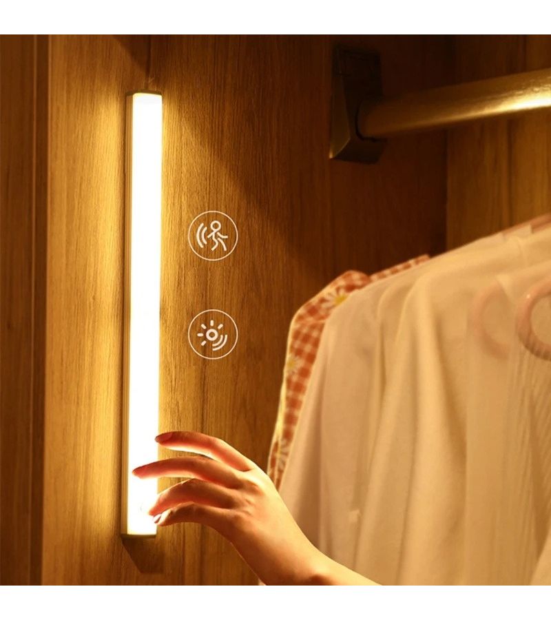 6 عبوات 30 سم 11.8 بوصة أضواء كابينيت LED دافئة قابلة للشحن عبر USB تعمل بالحساس الحركي للاستخدام الداخلي مع خاصية الإغلاق التلقائي للخزائن والمطابخ والحمامات بتصميم عصري بسيط ومتين - Image 5