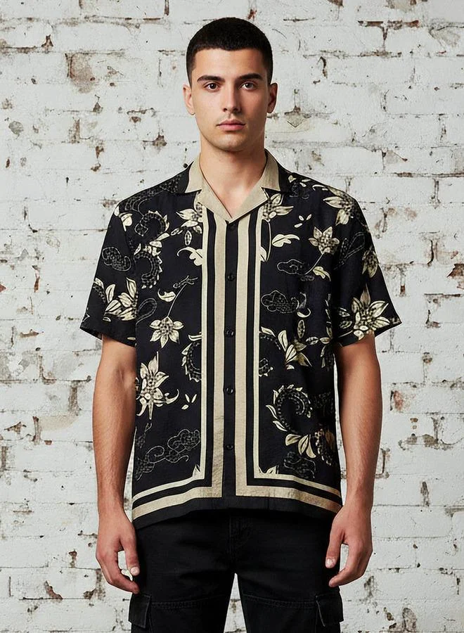 Lee Cooper Lee Cooper Men Regular Fit Collared Floral Print Short Sleeve Shirt