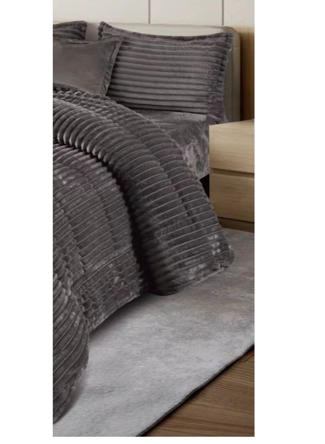 MingLi A winter comforter set made of luxurious velvet and fur to give you a feeling of warmth and comfort, size 230*250 cm. - Image 4