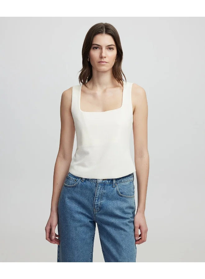 إبيكيول Top With Square Neckline