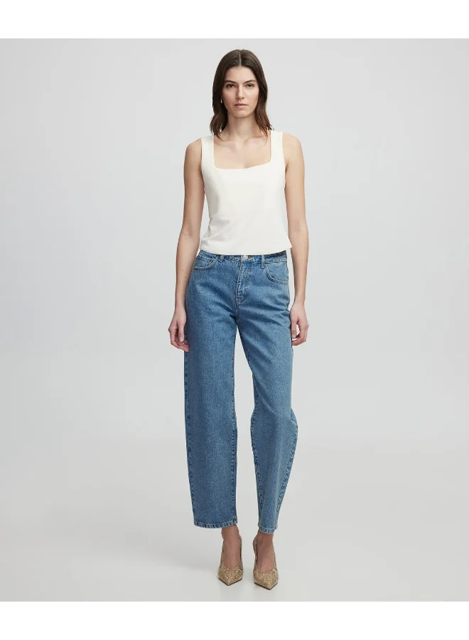 إبيكيول Top With Square Neckline